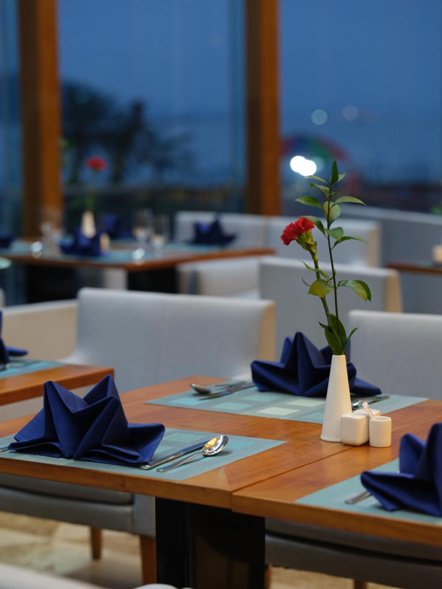Wyndham Legend Halong Hạ Long