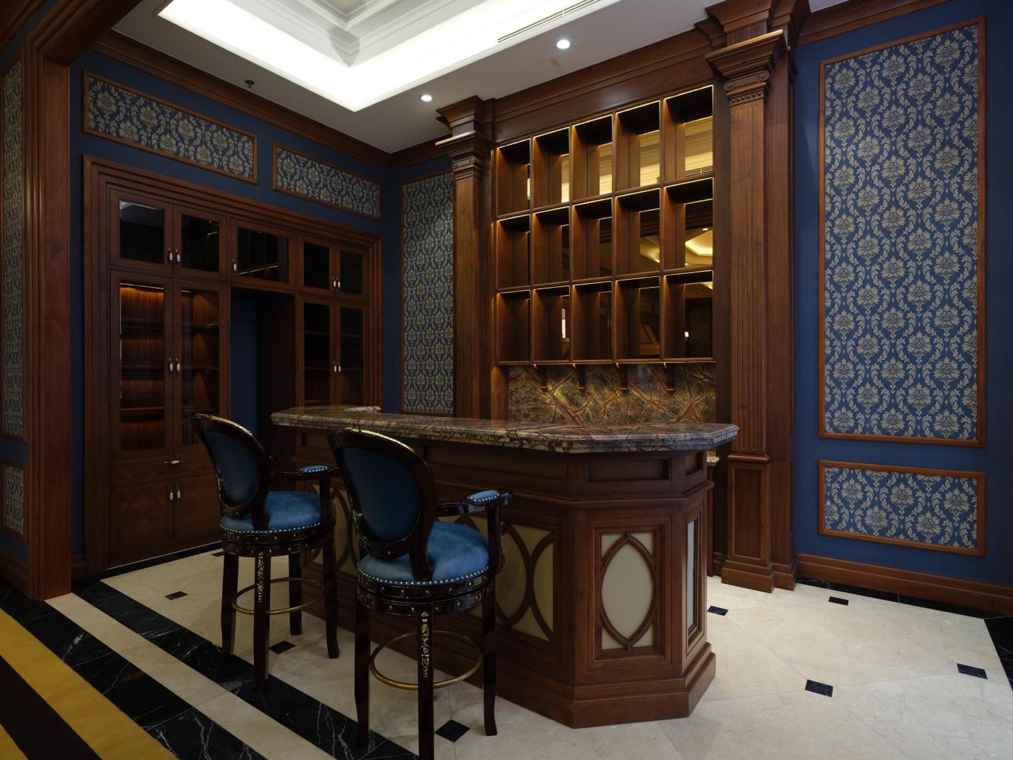 Wyndham Legend Halong 5*