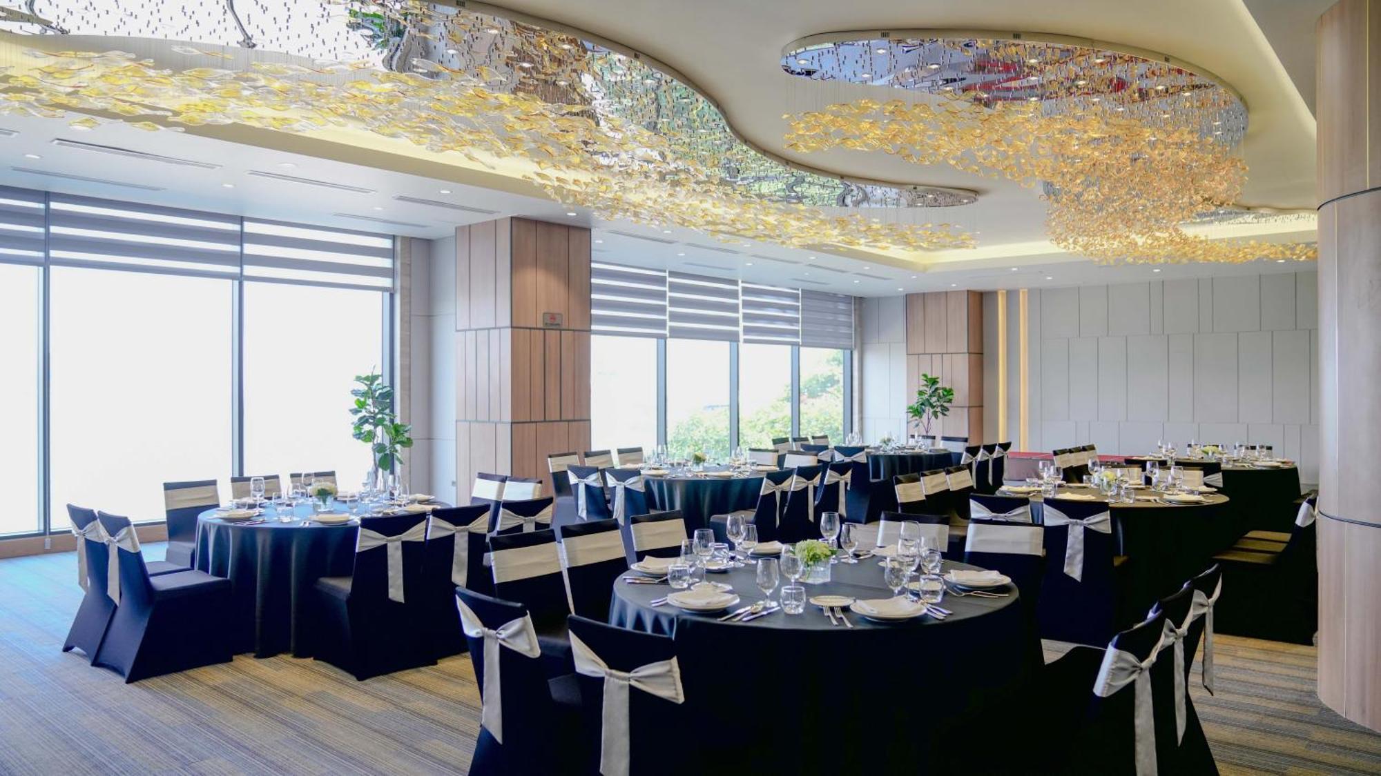 Hotel Wyndham Legend Halong